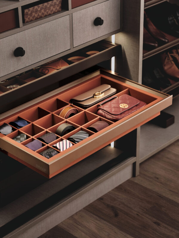 Leather Garments/Accessories case (Soft close) – image 2